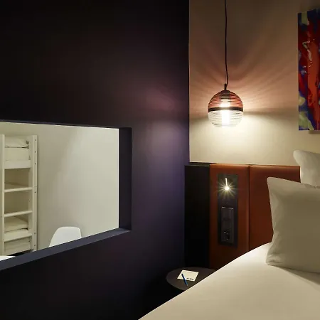 Hotel Tribe 4*
